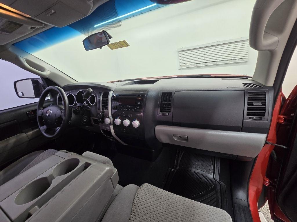 Toyota Tundra Tundra-Grade Double Cab 4.6L 2WD 2012
