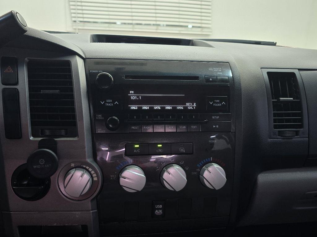 Toyota Tundra Tundra-Grade Double Cab 4.6L 2WD 2012