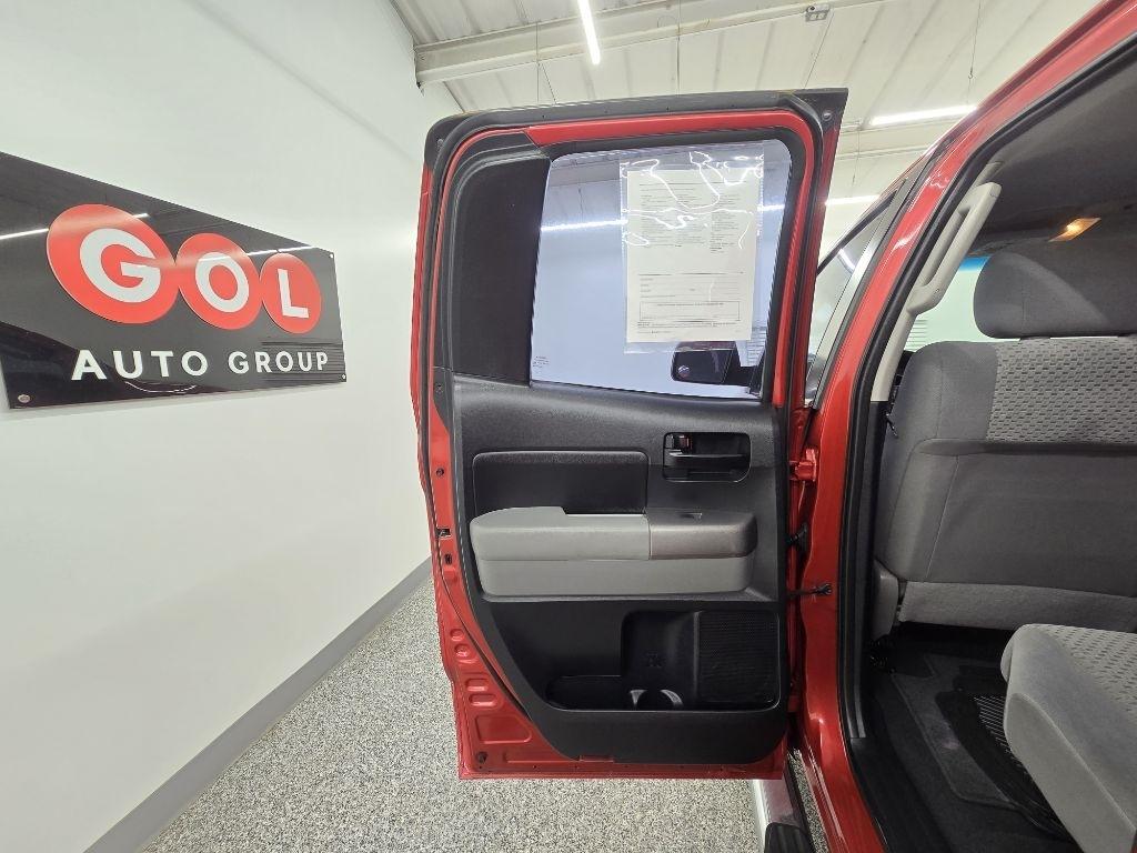 Toyota Tundra Tundra-Grade Double Cab 4.6L 2WD 2012