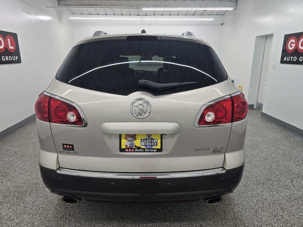 Buick Enclave  2011