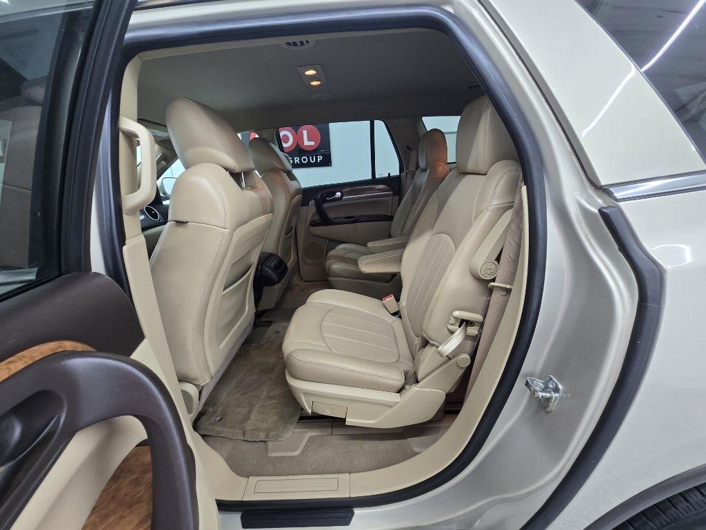Buick Enclave  2011