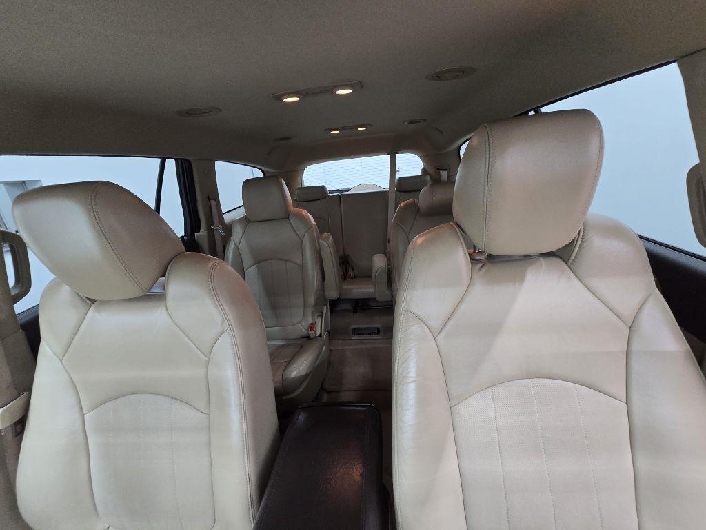 Buick Enclave  2011