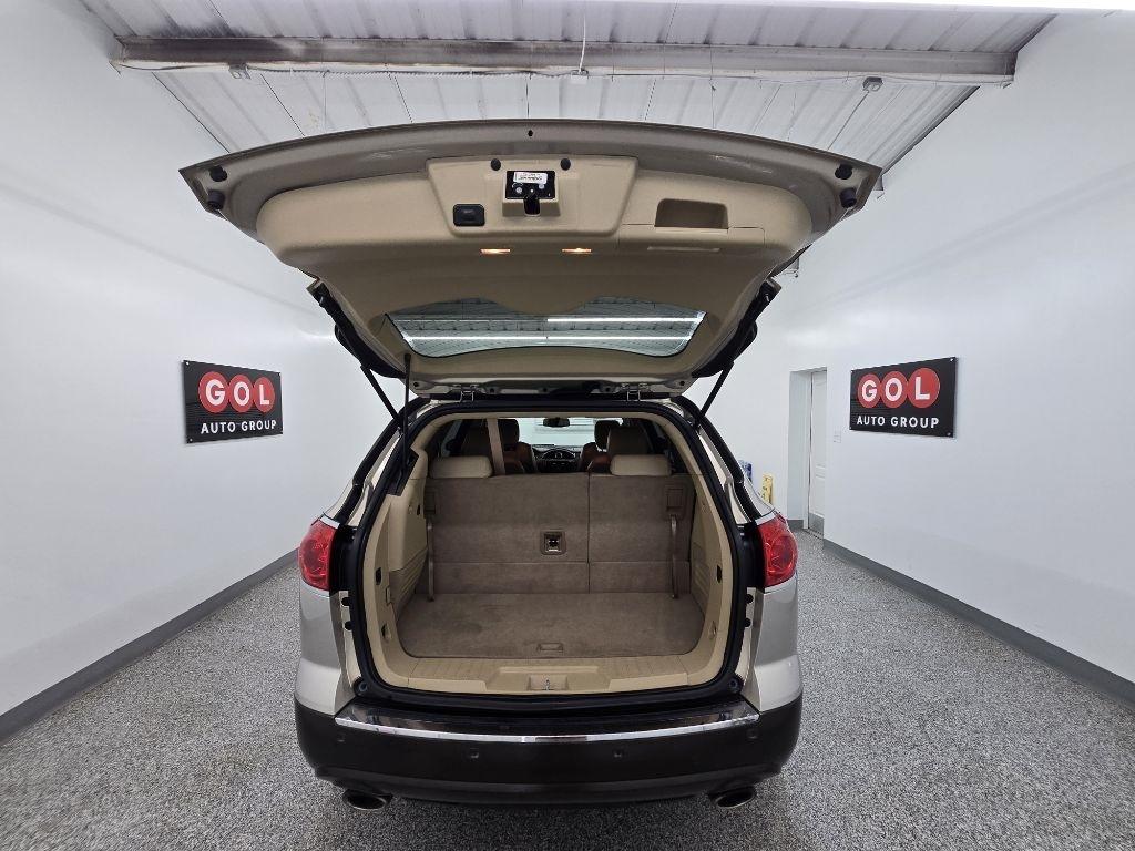 Buick Enclave  2011