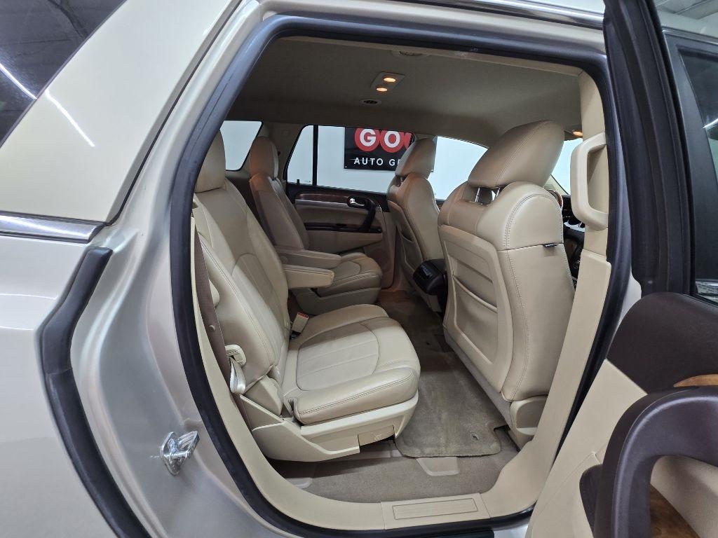 Buick Enclave  2011