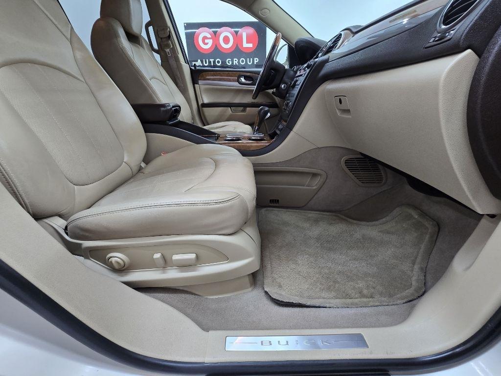 Buick Enclave  2011