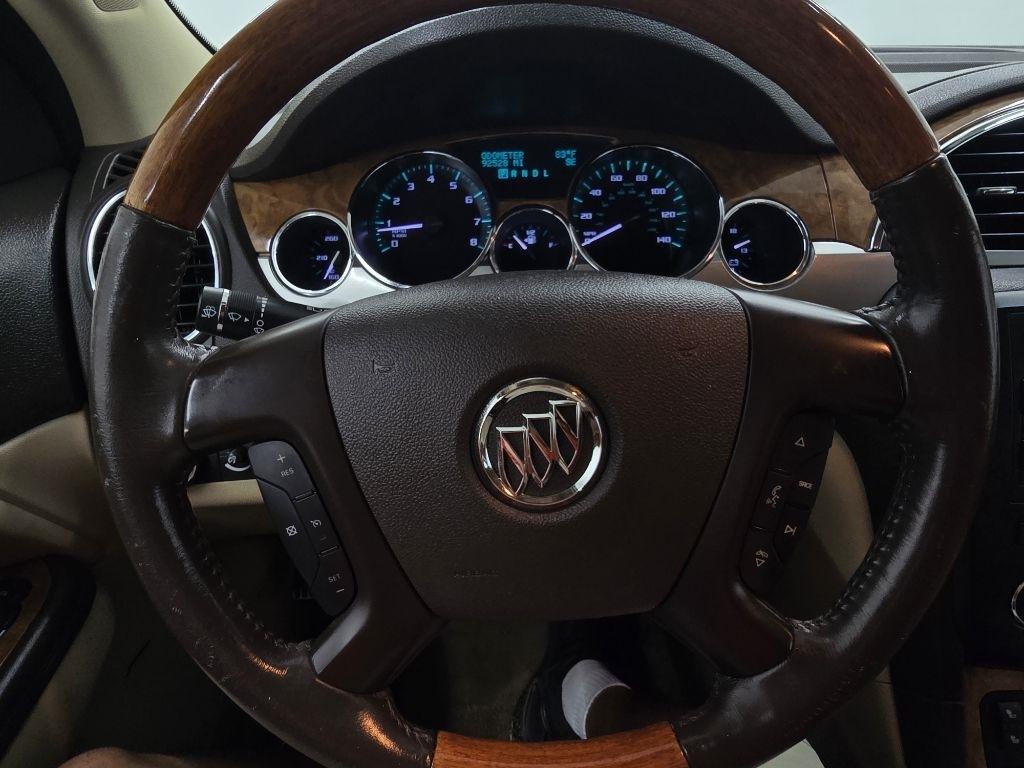 Buick Enclave  2011