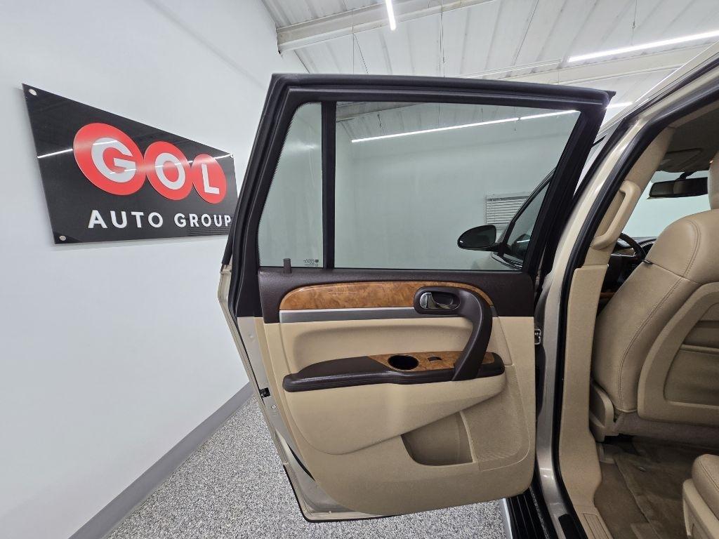 Buick Enclave  2011