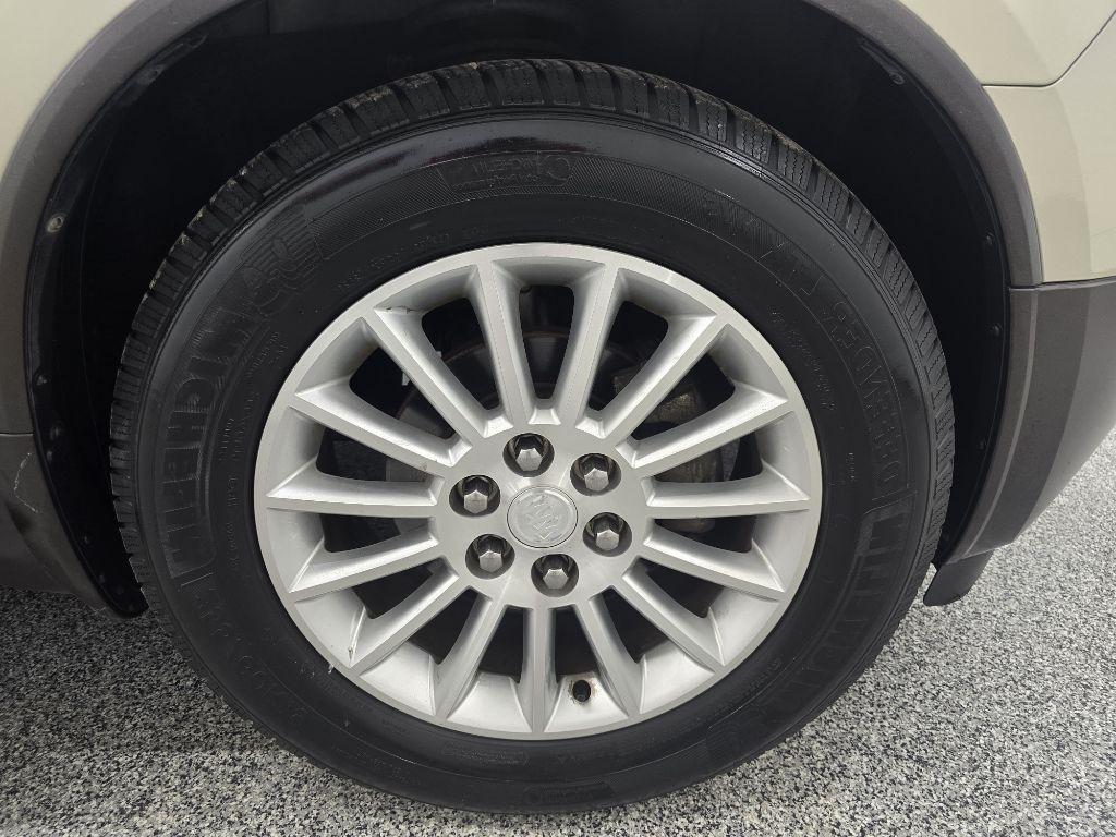 Buick Enclave  2011