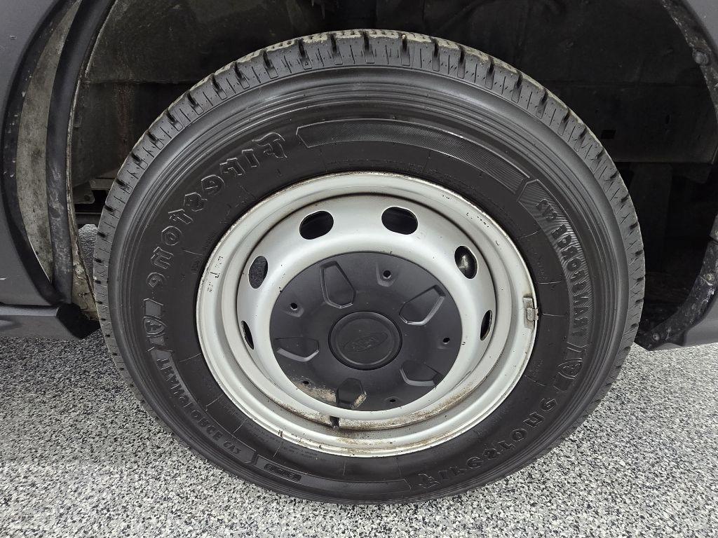 Ford Transit 150 Van Low Roof w/Sliding Pass. 130-in. WB 2020