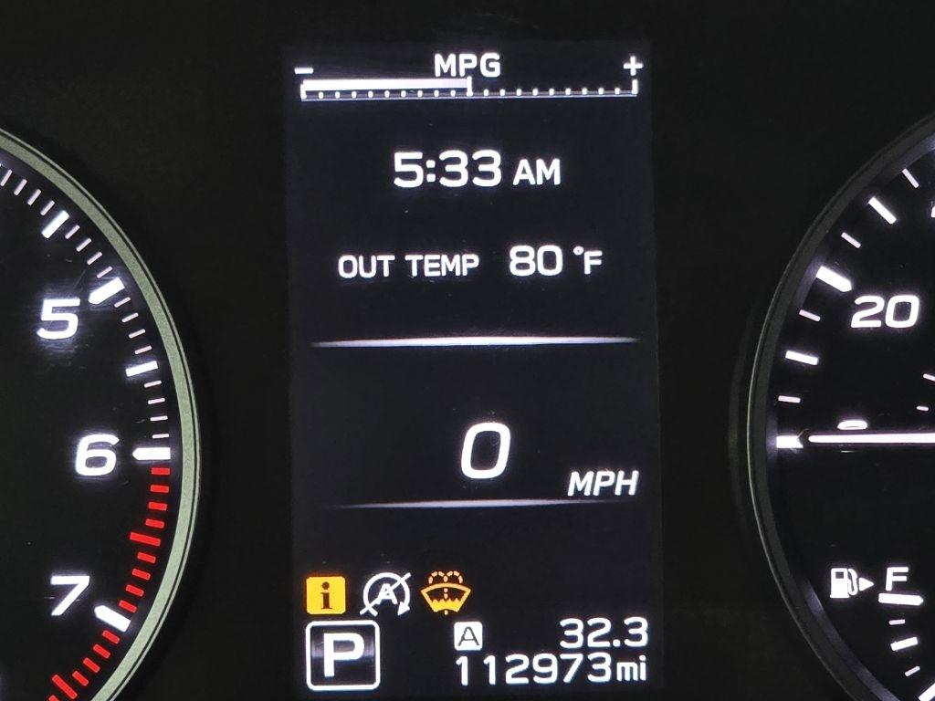 Subaru Legacy Premium 2022