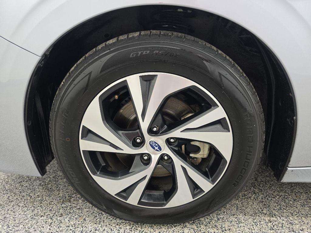 Subaru Legacy Premium 2022