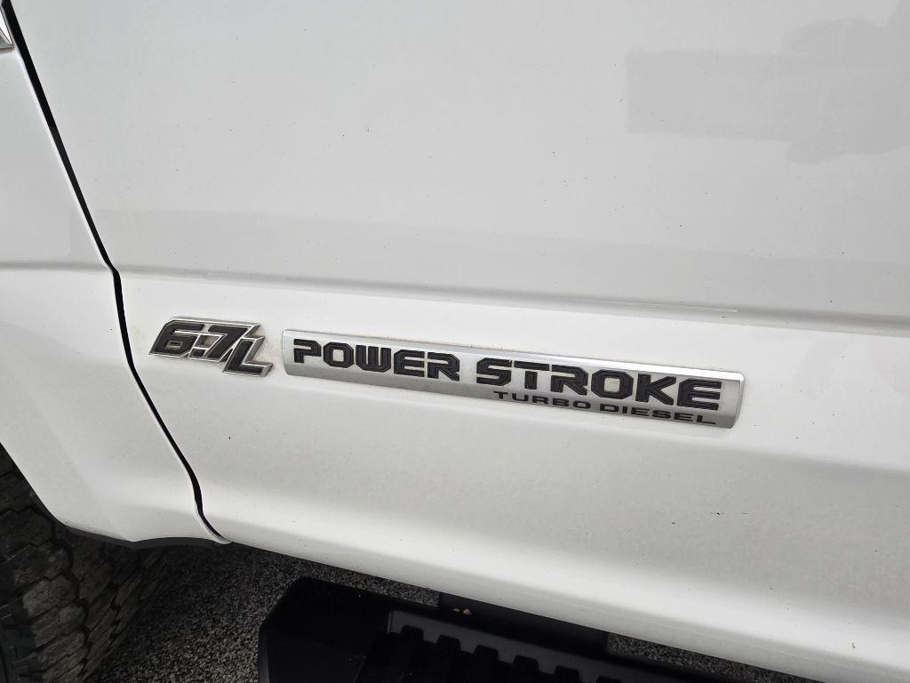 Ford F-250 SD XLT SuperCab Long Bed 4WD 2022