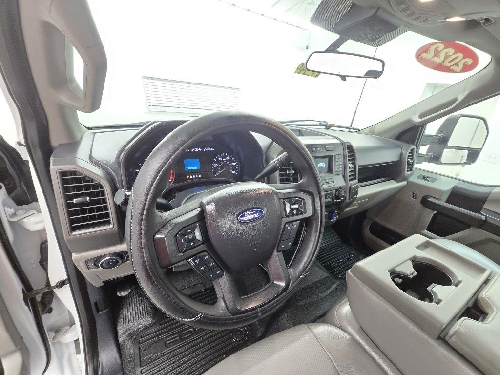 Ford F-250 SD XLT SuperCab Long Bed 4WD 2022