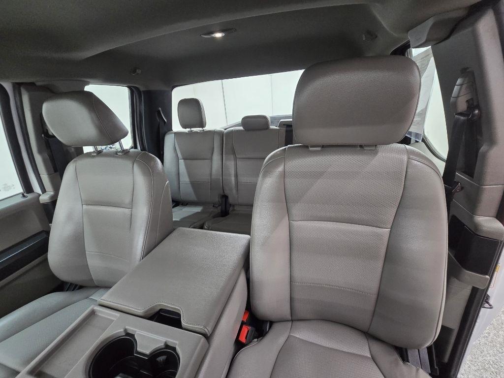 Ford F-250 SD XLT SuperCab Long Bed 4WD 2022