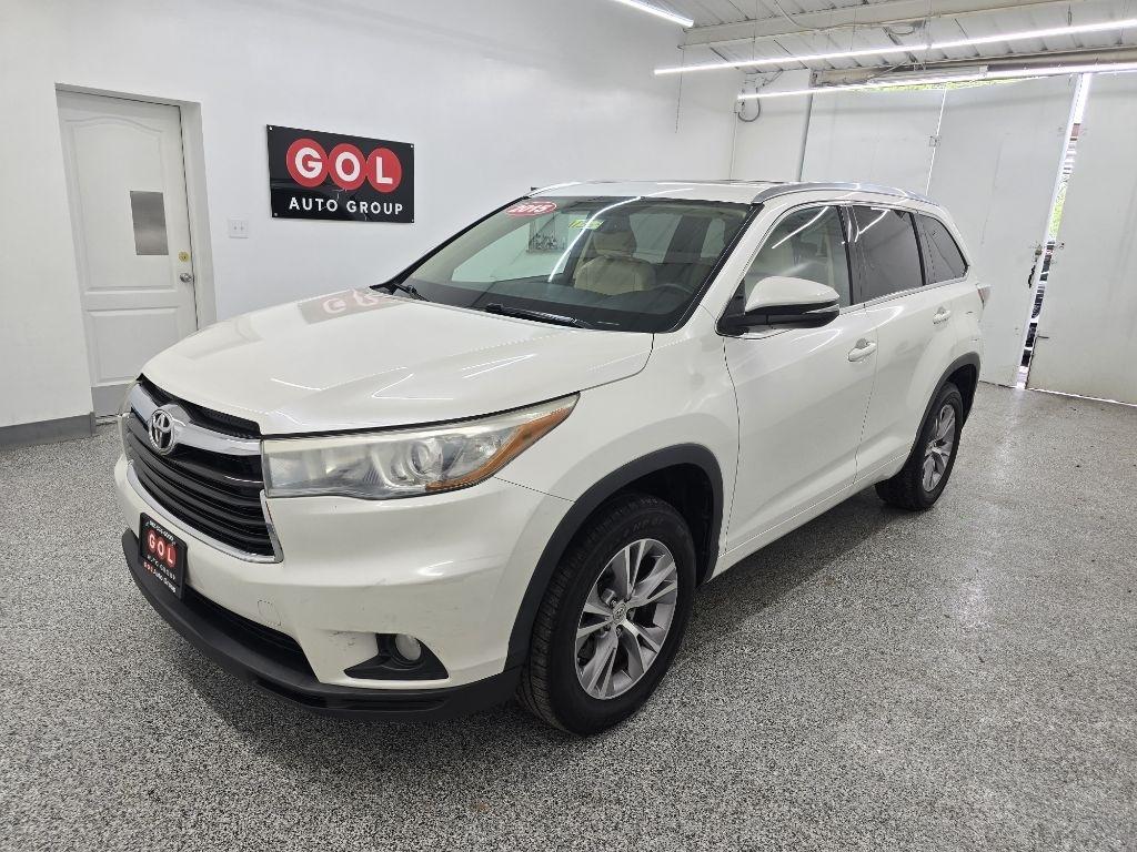 Toyota Highlander XLE FWD V6 2015