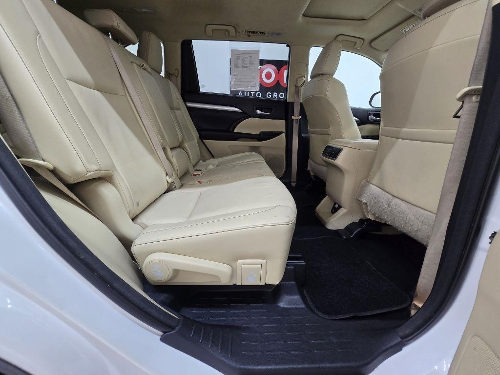 Toyota Highlander XLE FWD V6 2015