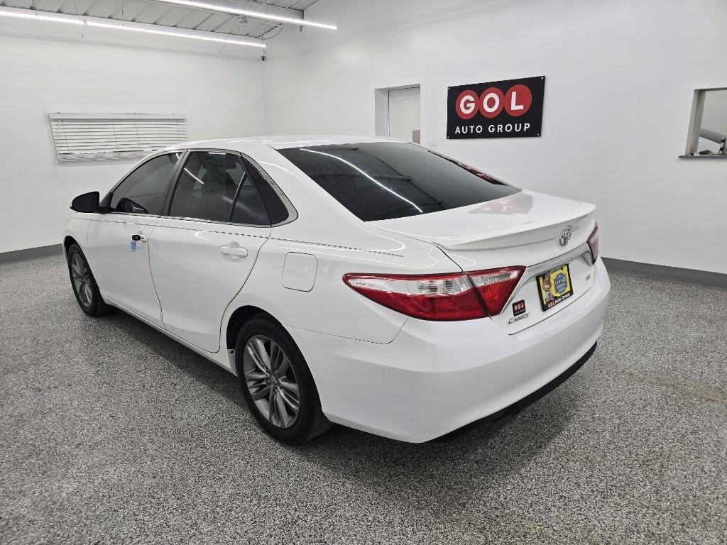 Toyota Camry SE 2017