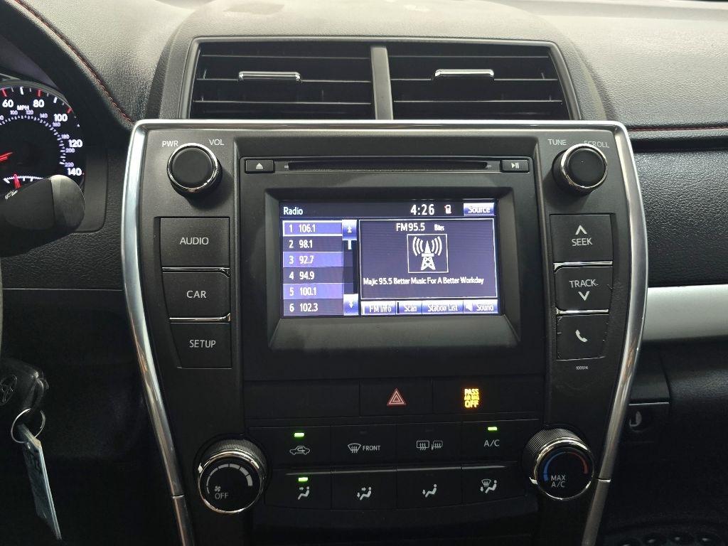 Toyota Camry SE 2017
