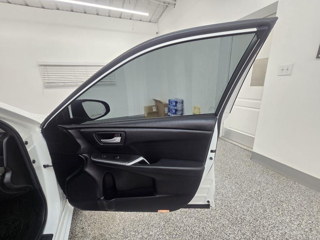 Toyota Camry SE 2017