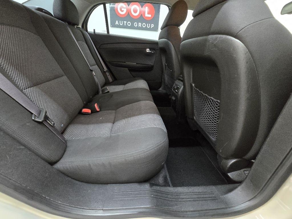 Chevrolet Malibu 1LT 2012