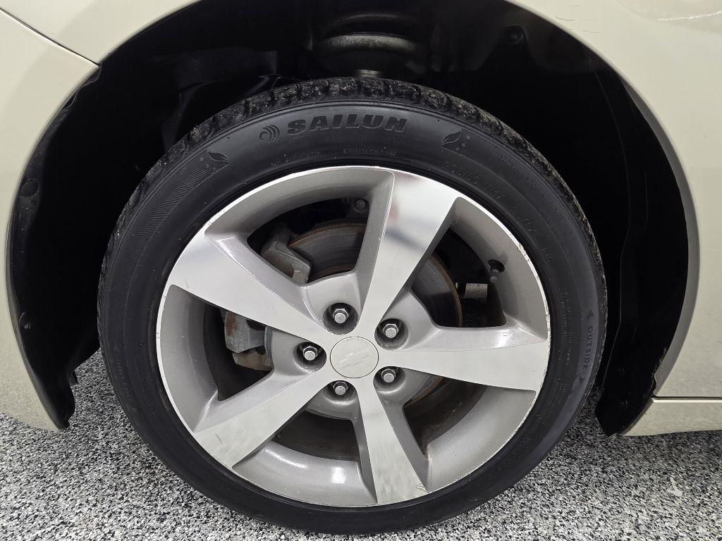 Chevrolet Malibu 1LT 2012