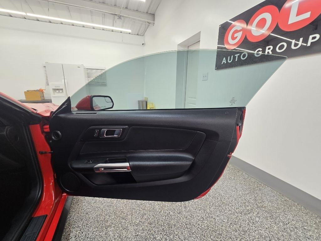Ford Mustang EcoBoost Coupe 2018
