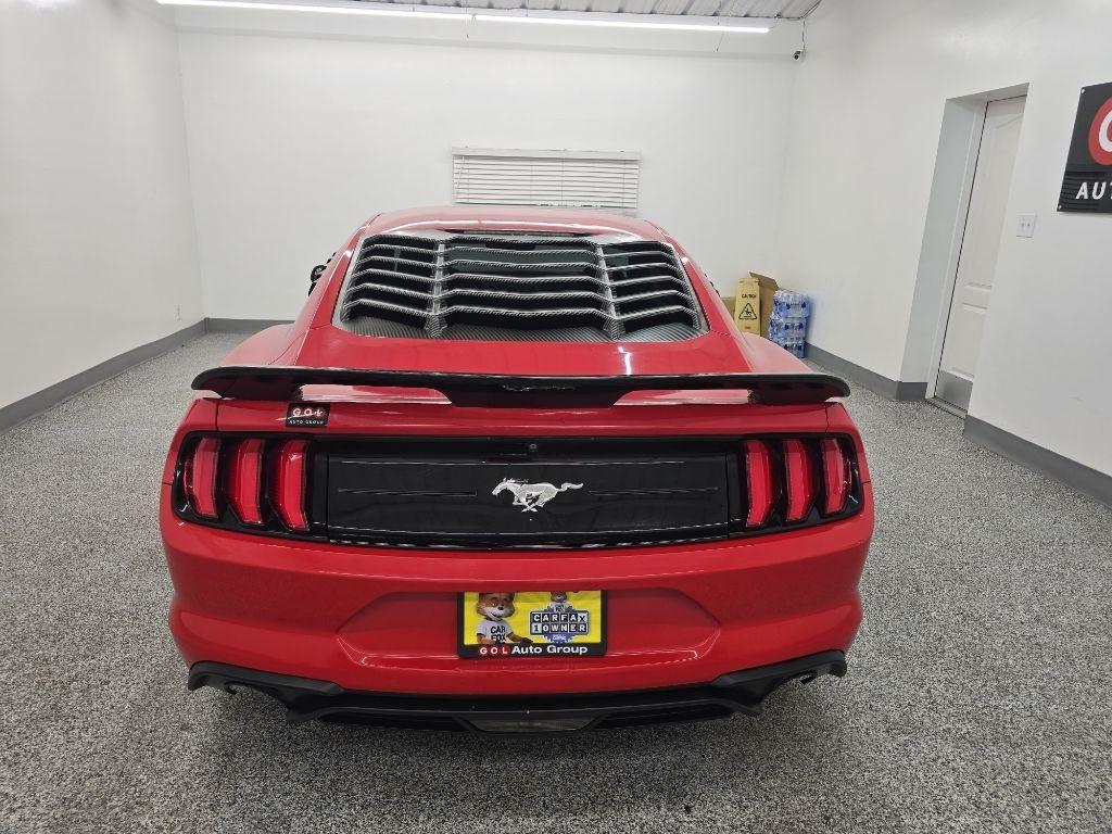 Ford Mustang EcoBoost Coupe 2018
