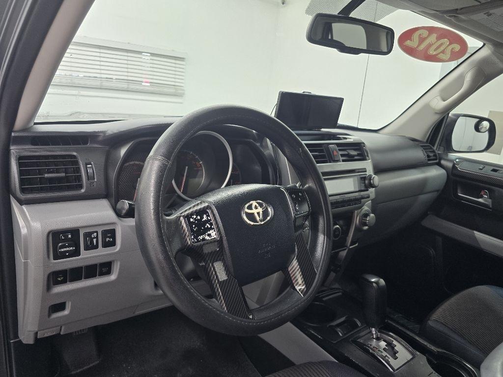 Toyota 4Runner SR5 2WD 2012