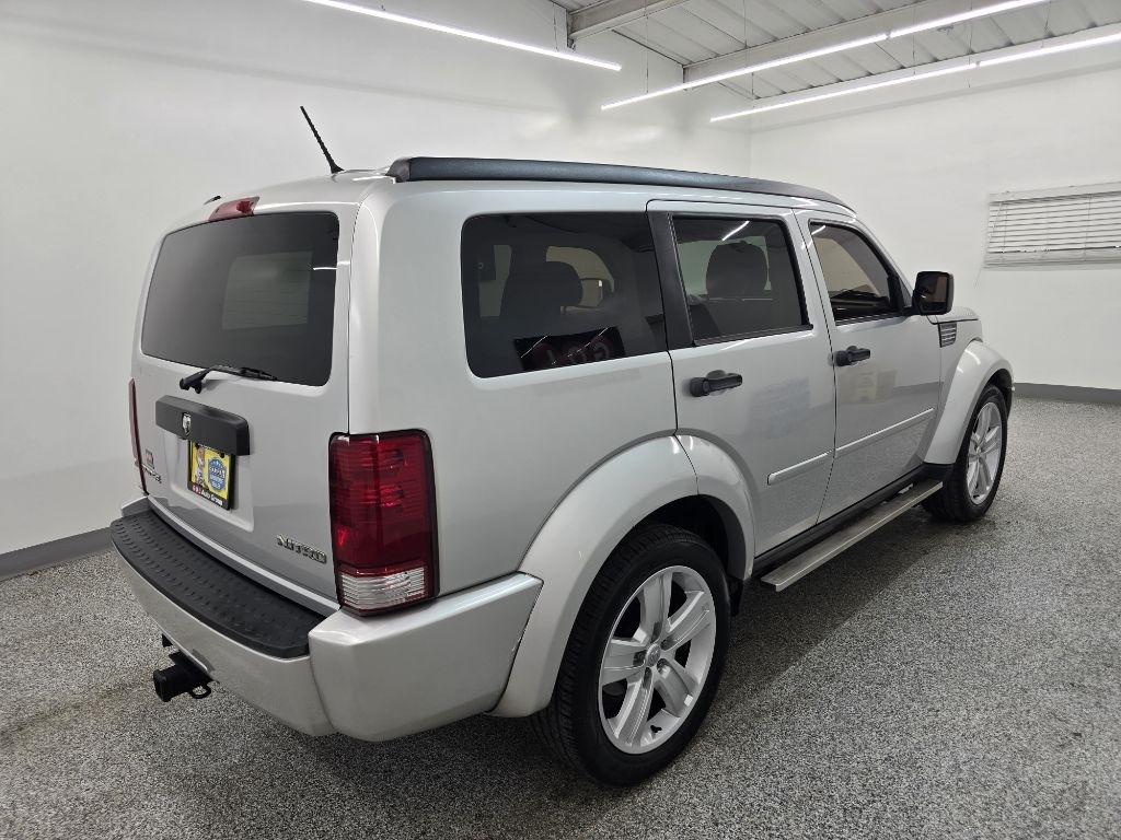 Dodge Nitro Heat 2WD 2011
