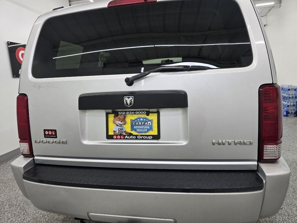 Dodge Nitro Heat 2WD 2011