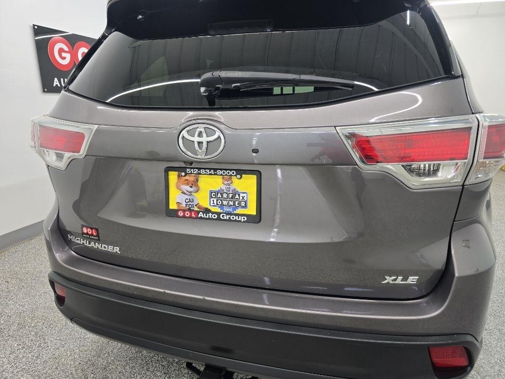 Toyota Highlander XLE FWD V6 2016