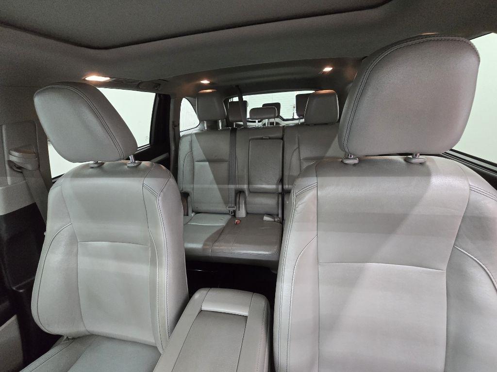 Toyota Highlander XLE FWD V6 2016