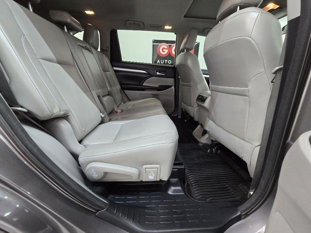 Toyota Highlander XLE FWD V6 2016