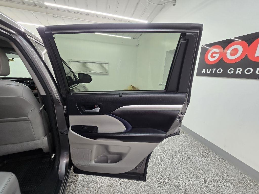 Toyota Highlander XLE FWD V6 2016