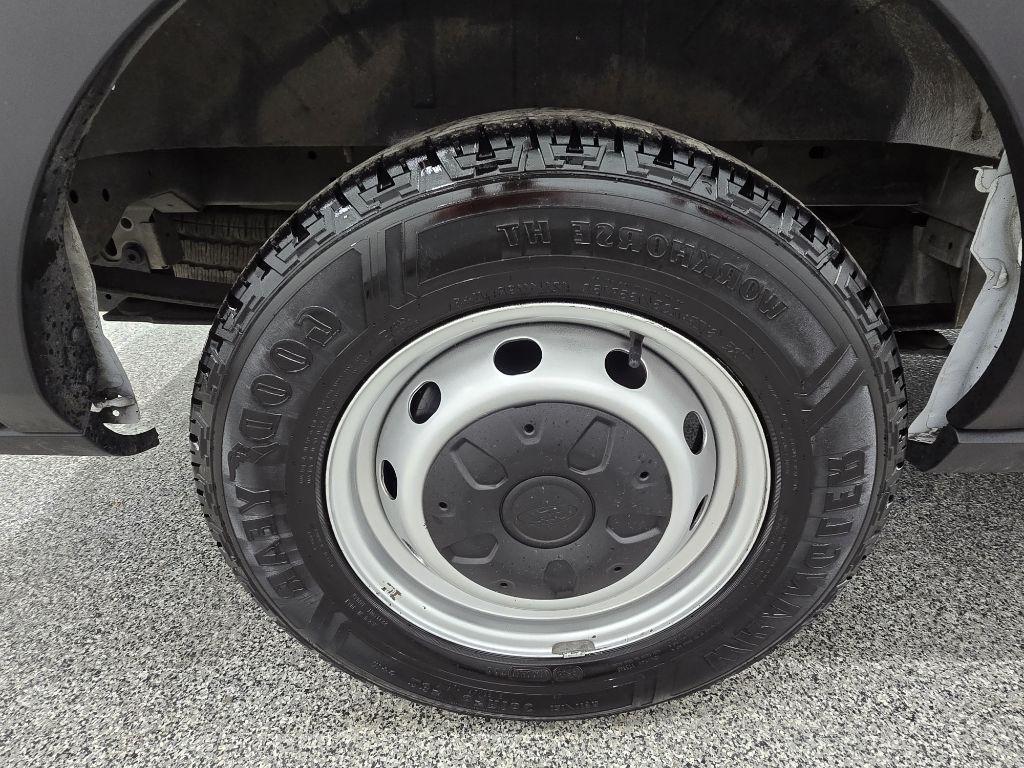 Ford Transit 150 Van Low Roof w/Sliding Pass. 130-in. WB 2023