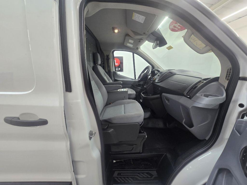 Ford Transit 150 Van Low Roof w/Sliding Pass. 148-in. WB 2017