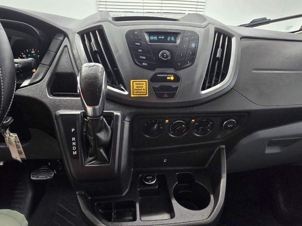 Ford Transit 150 Van Low Roof w/Sliding Pass. 148-in. WB 2017