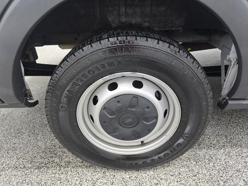 Ford Transit 150 Van Low Roof w/Sliding Pass. 148-in. WB 2017