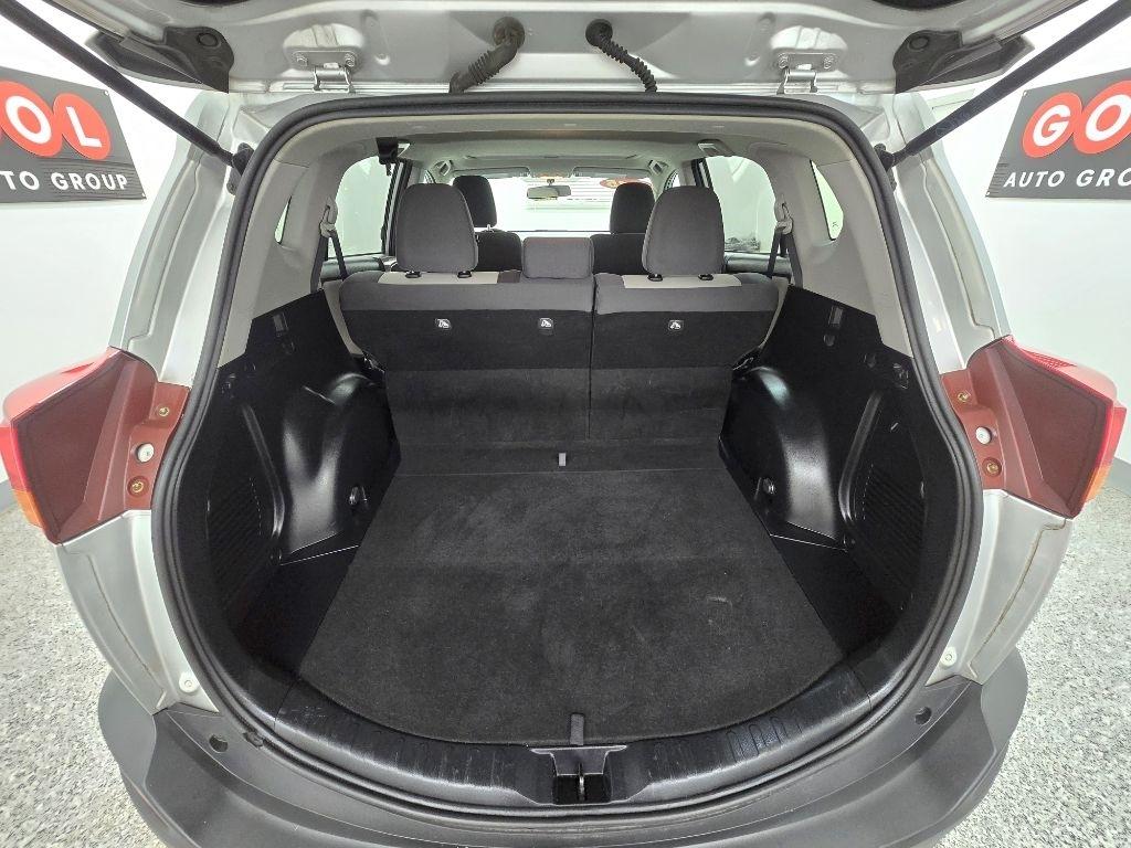 Toyota RAV4 XLE FWD 2015