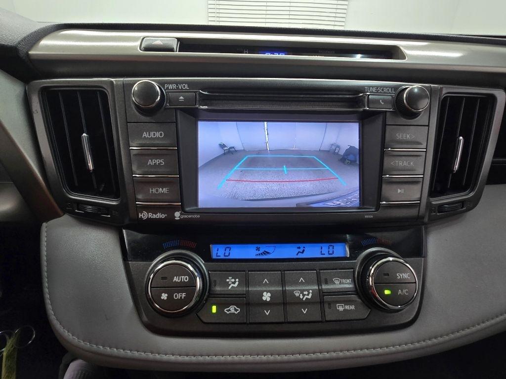 Toyota RAV4 XLE FWD 2015