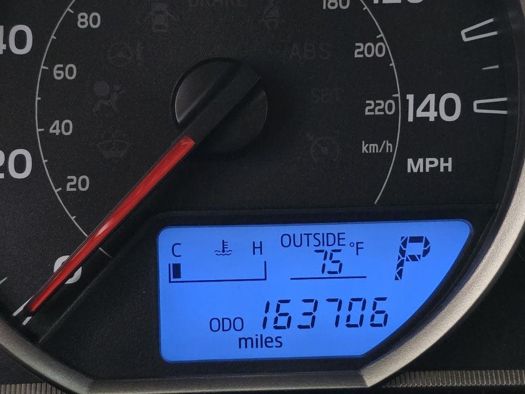 Toyota RAV4 XLE FWD 2015