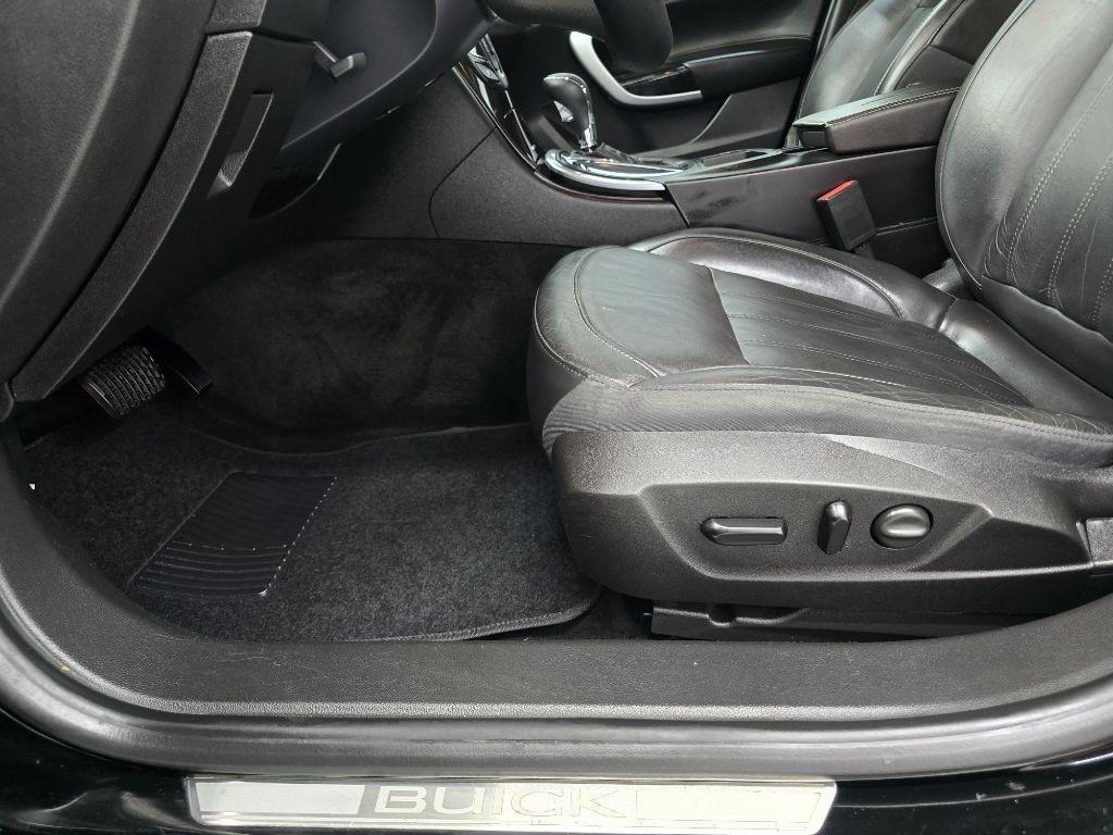 Buick Regal Turbo FWD 2016