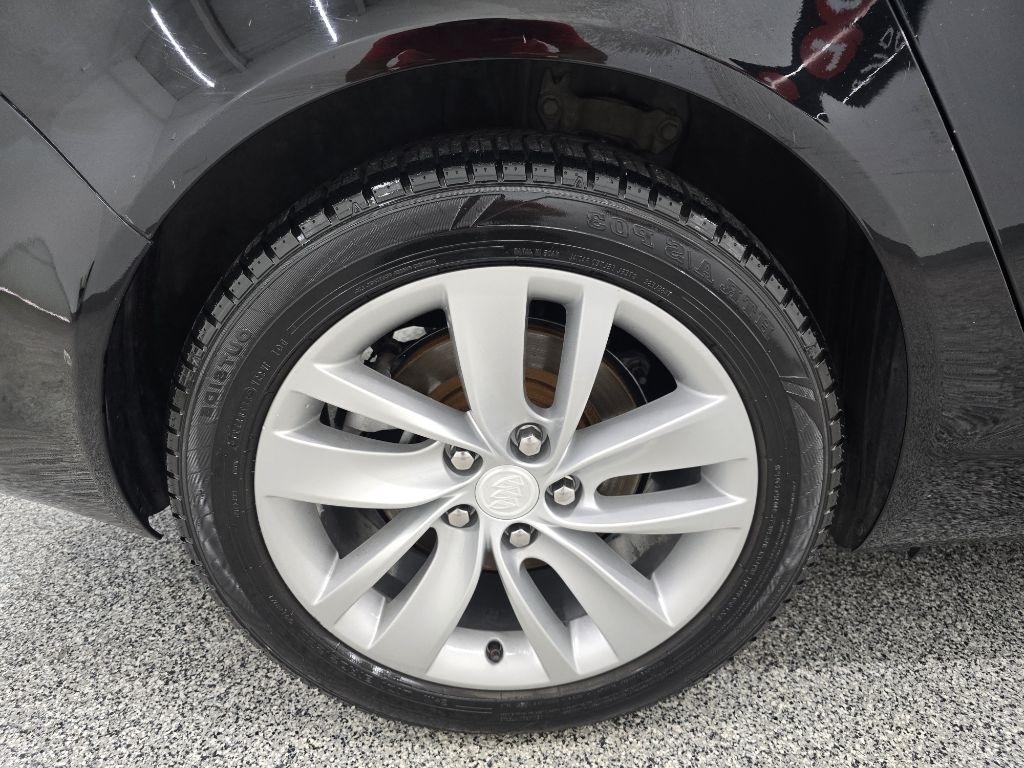 Buick Regal Turbo FWD 2016