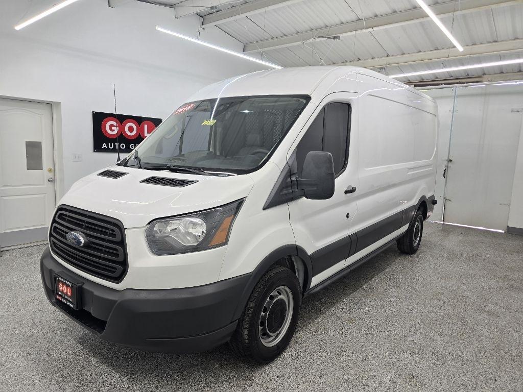 Ford Transit 250 Van Med. Roof w/Sliding Pass. 148-in. WB 2018