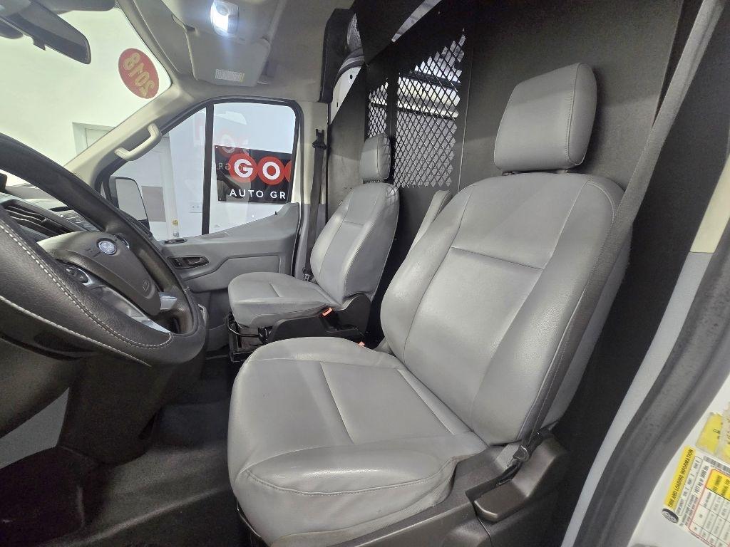 Ford Transit 250 Van Med. Roof w/Sliding Pass. 148-in. WB 2018