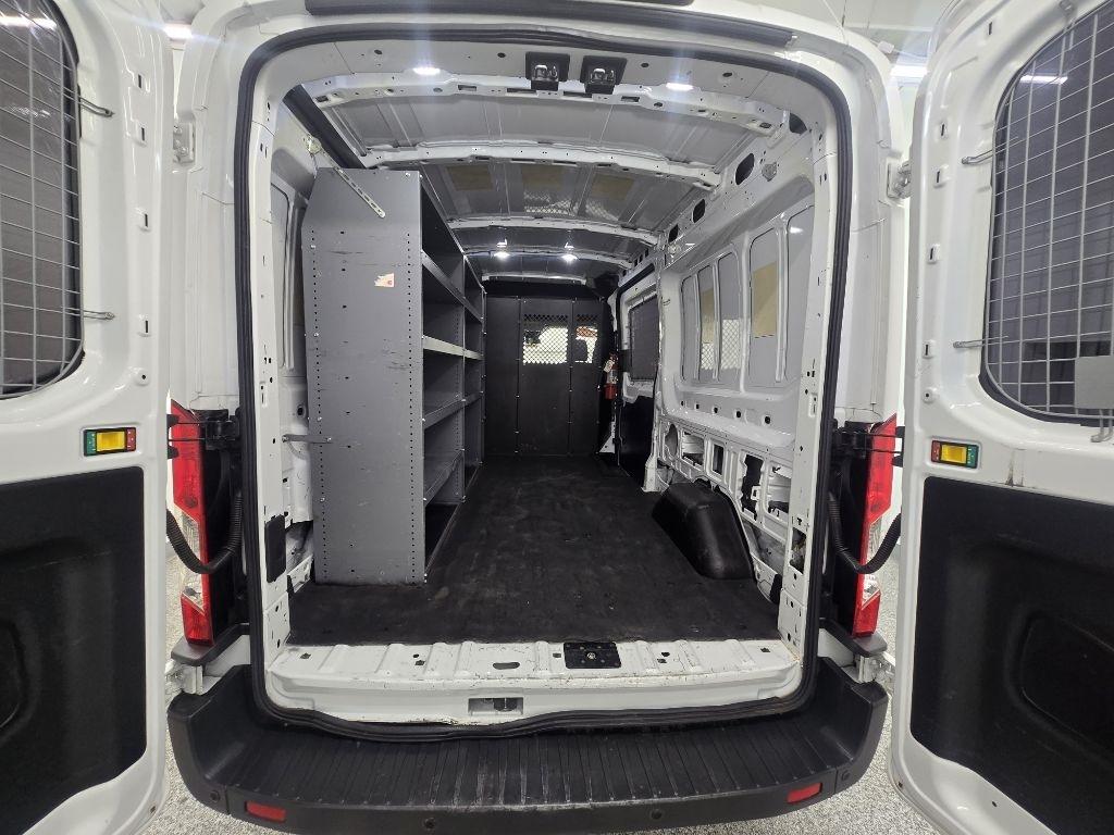 Ford Transit 250 Van Med. Roof w/Sliding Pass. 148-in. WB 2018