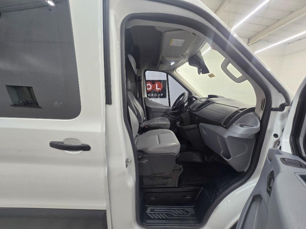 Ford Transit 250 Van Med. Roof w/Sliding Pass. 148-in. WB 2018