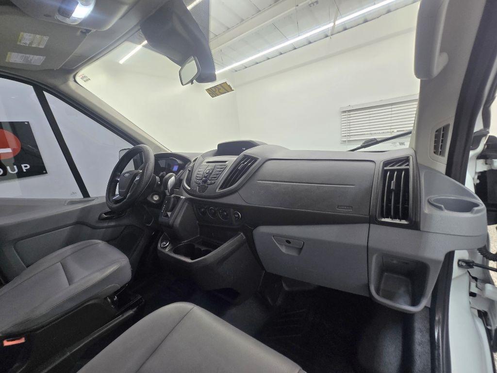 Ford Transit 250 Van Med. Roof w/Sliding Pass. 148-in. WB 2018