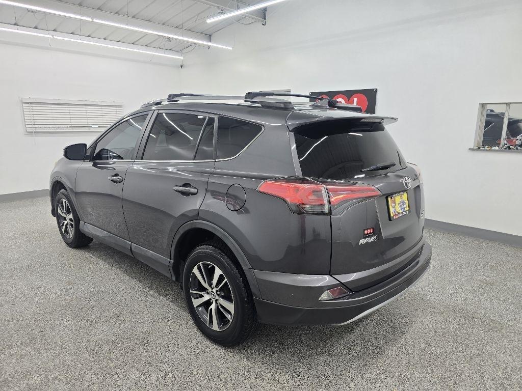 Toyota RAV4 XLE AWD 2018