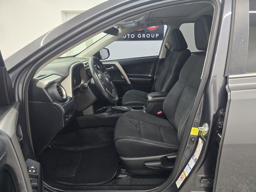 Toyota RAV4 XLE AWD 2018